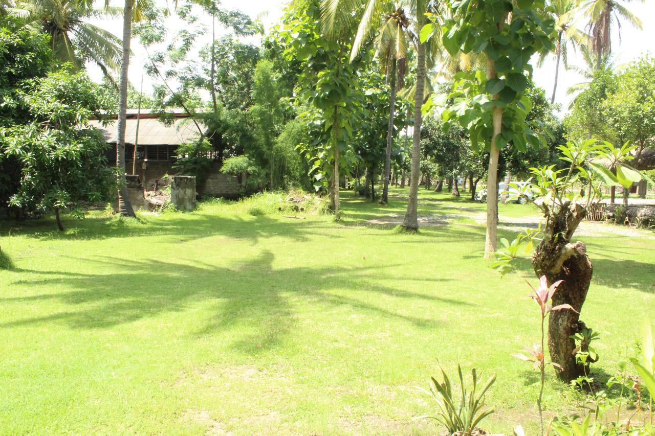 Gondang Beach Hotel Gili Trawangan Esterno foto